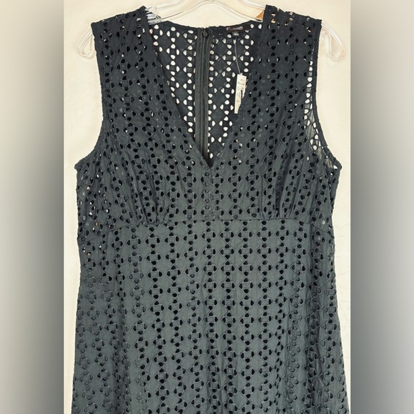 NEW Madewell Eyelet V-Neck Maxi Dress 12 Black V-Neck Cottagecore Lined 0908 - Picture 3 of 9